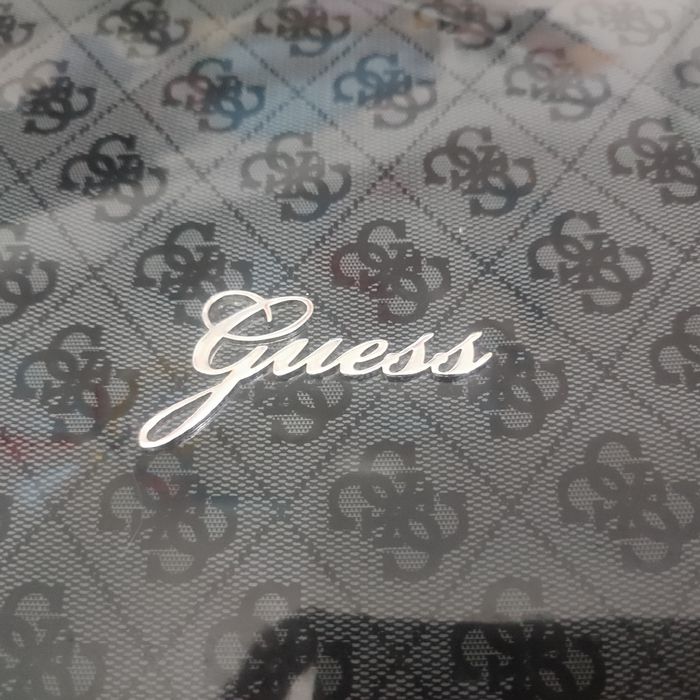 Torba Guess na laptopa