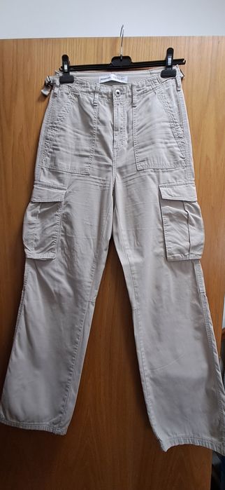 Calças Cargo com bolsos