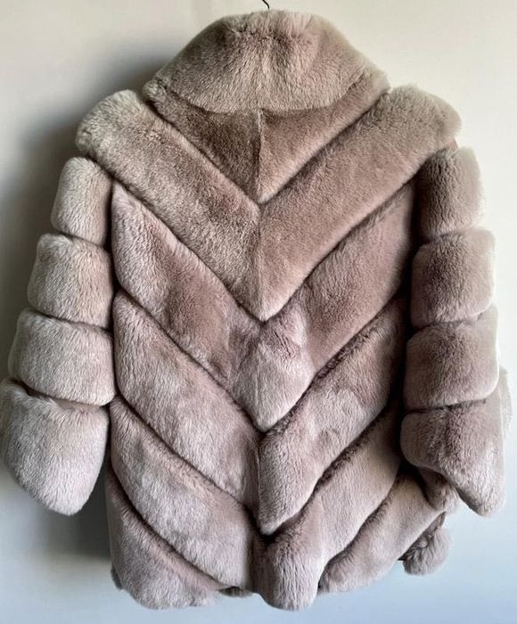 шуба натуральна.