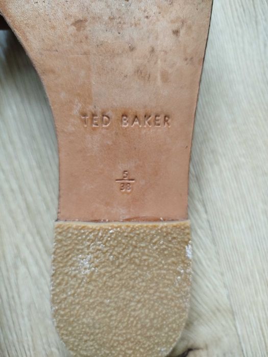 Klapki skórzane damskie