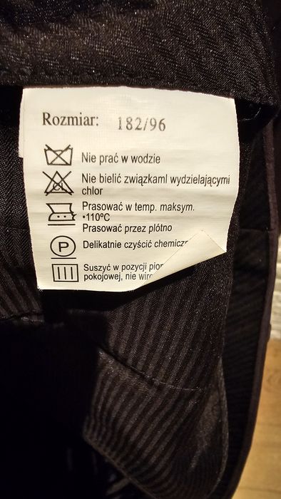 Garnitur męski PAWO roz. 182 na 96