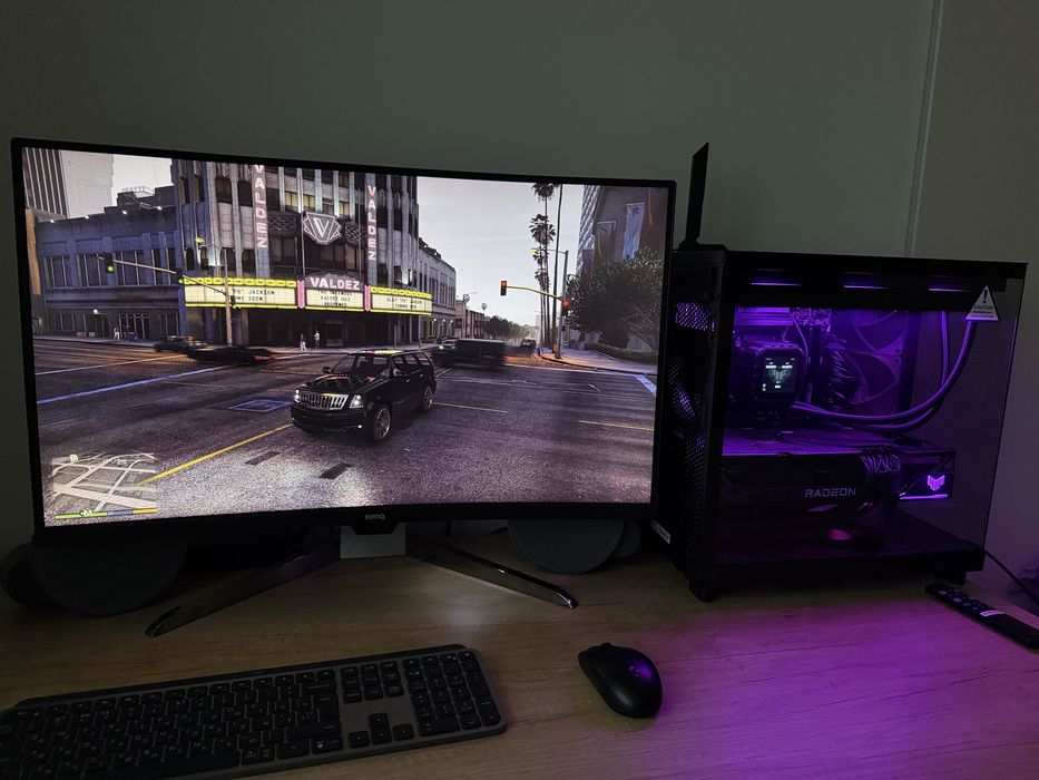 Вигнутий 2К монітор BenQ EX3203R 31.5" 144Hz