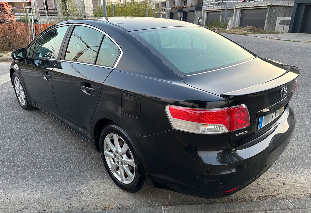 Toyota Avensis SD 2.0 D-4D - 2010/03