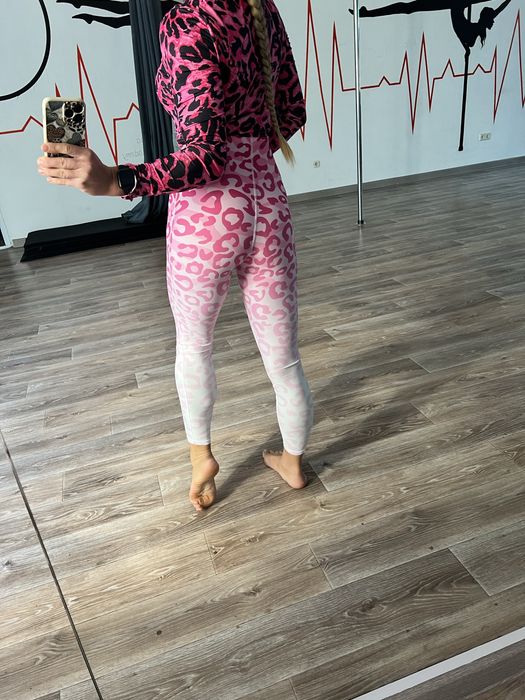 Леопардові лосини для спорту