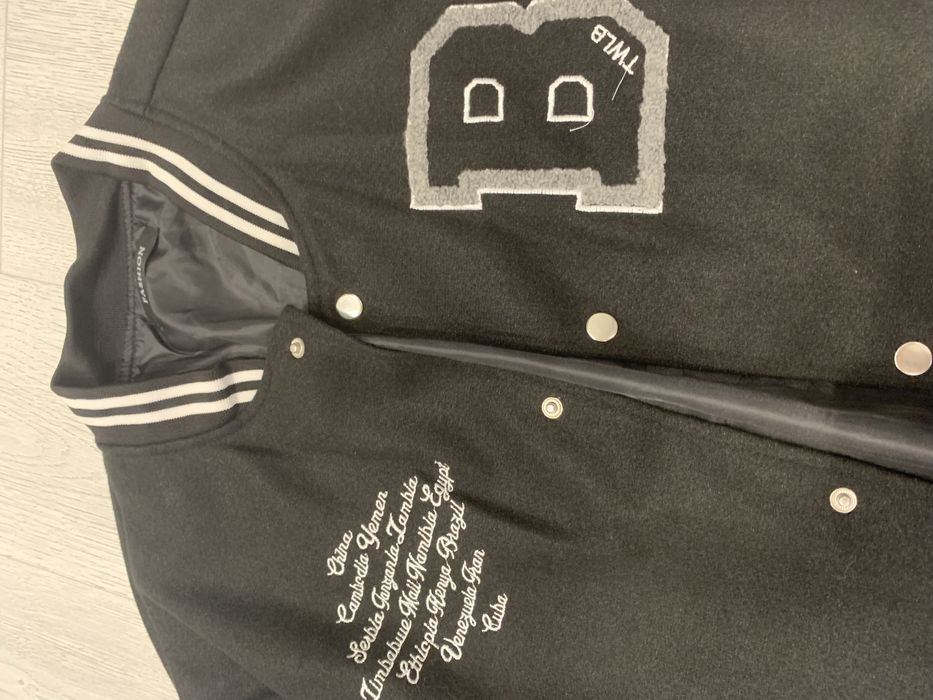 Черный бомбер унисекс