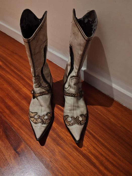 Botas Texanas em pele. Como novas