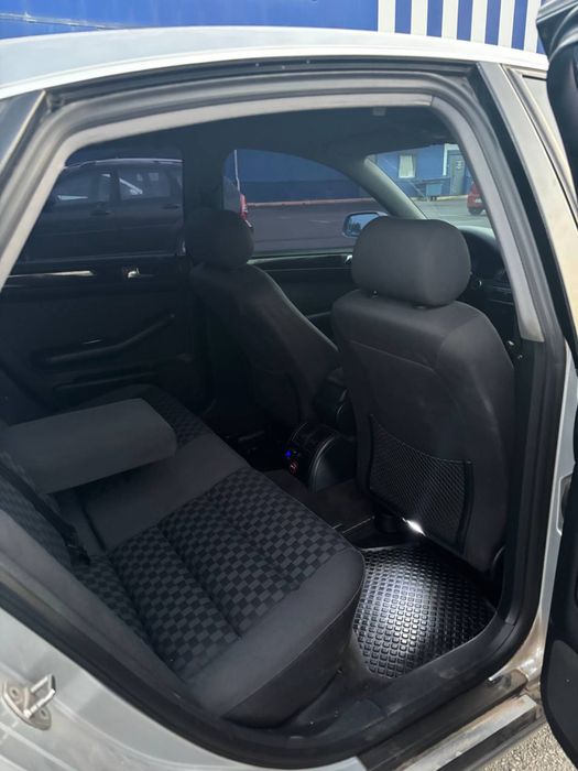 Audi a6c5 / 2.4 / 1998