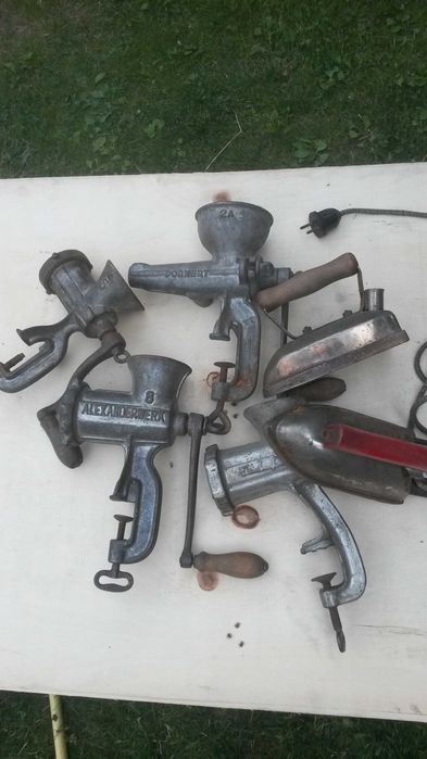 Starocie . Wykopki strychowe.