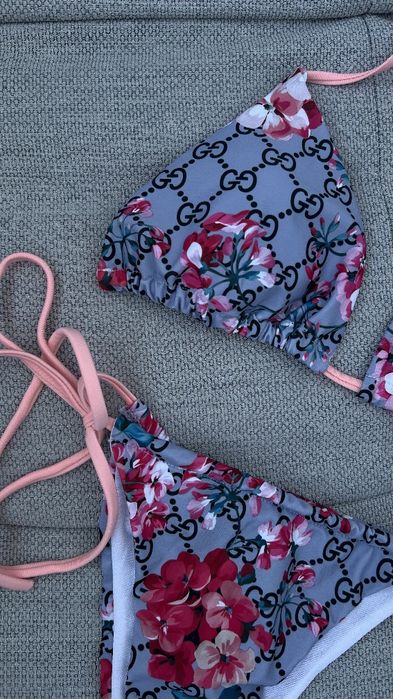 Купальникк  Gucci