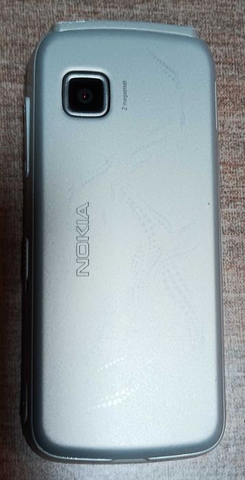 Telemóvel Nokia 5228