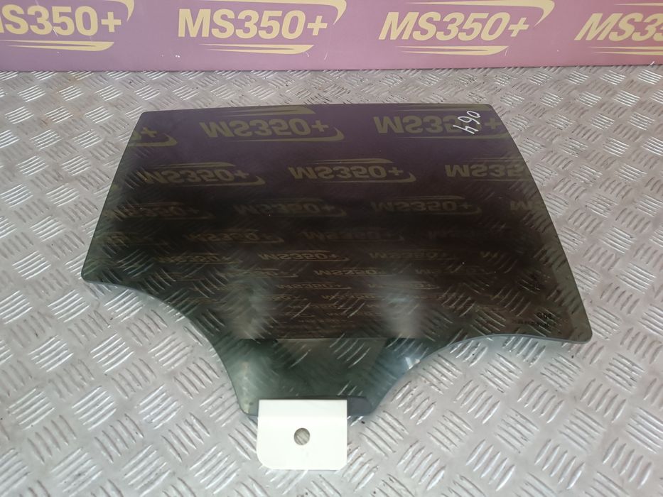 Скло бокових дверей задніх правих BMW X6 G06 бмв х6 г06 51358496032 розборка шрот запчастини