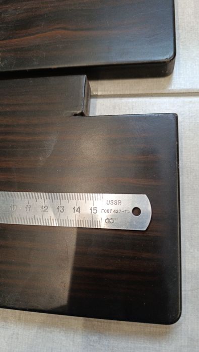 Полочки деревянные крашенные для установки роутера