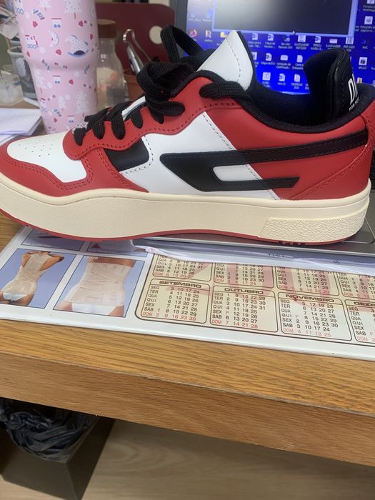 Tenis Diesel em pele numero 41 Vermelho  , Branco e Preto