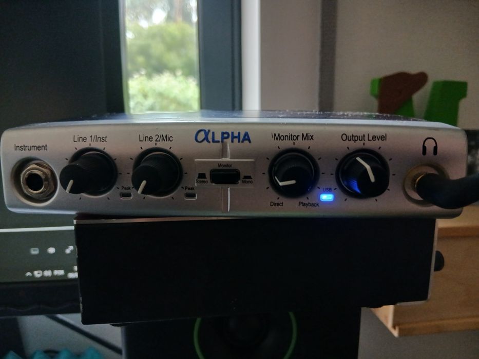 Interface Placa de Som Externa Lexicon Alpha