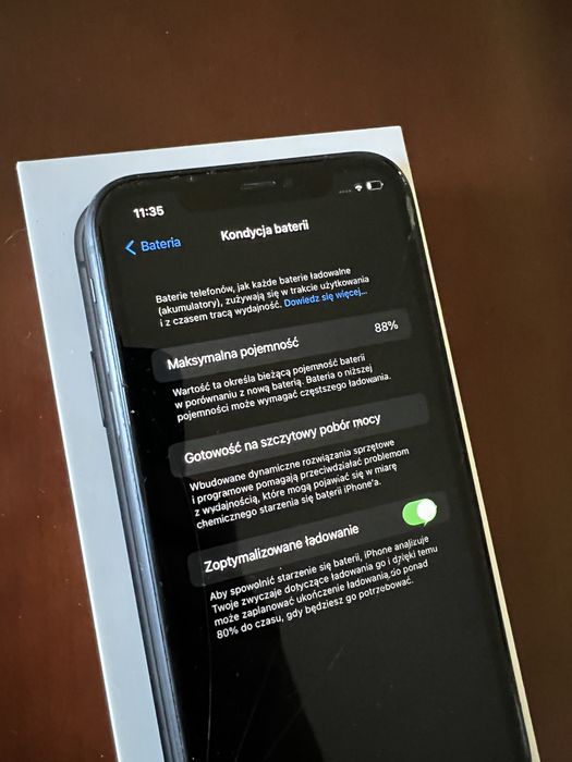 Apple Iphone 11 64 GB LTE Model A2221 Smartfon Zestaw