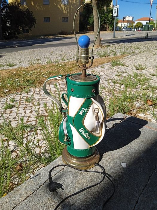 Candeeiro tipo gambiarra