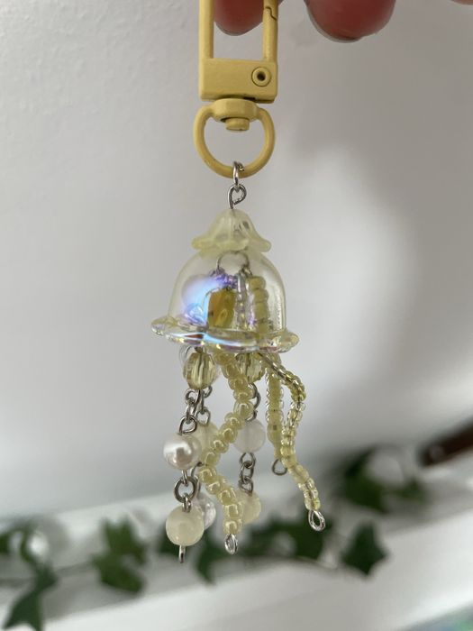 mini breloczek meduza