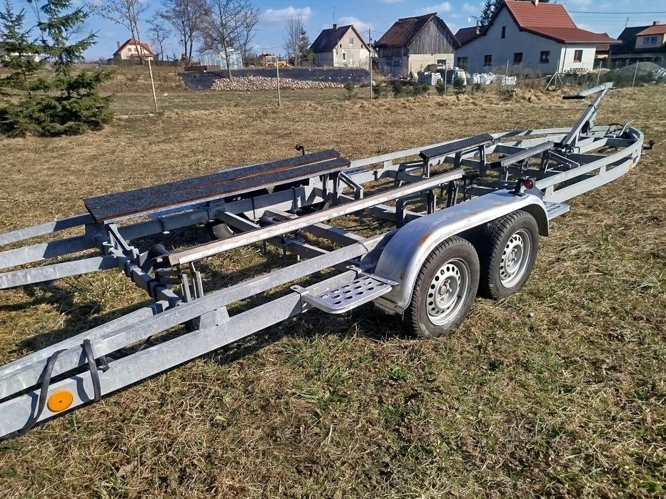 STAN  Techniczny  IDEALNY  Hamulec Najazdowy