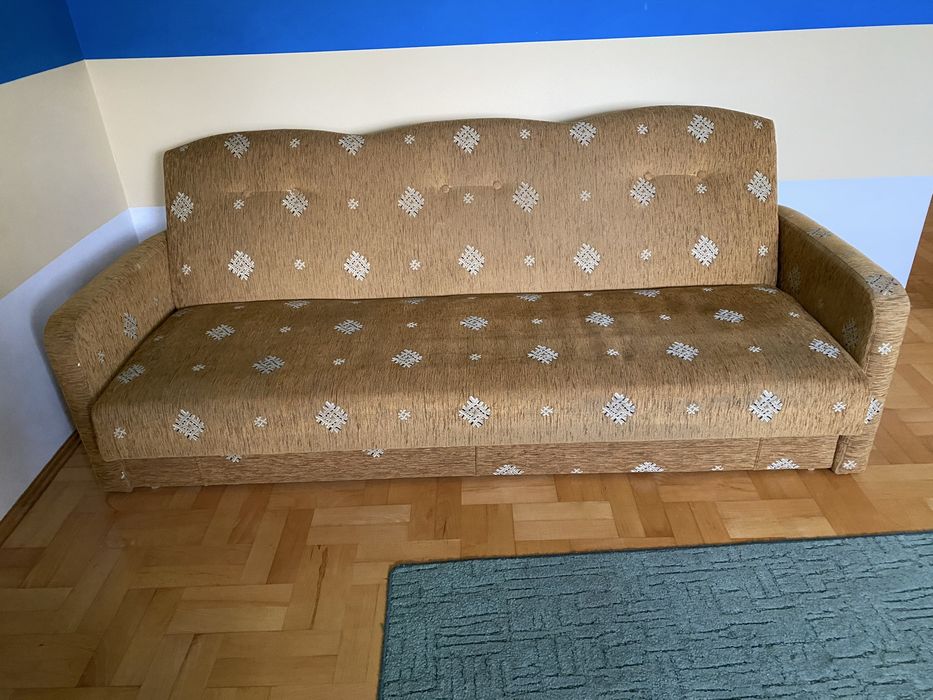 Wersalka sofa  na sprężynach