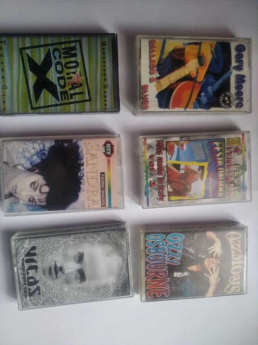 Аудіокасети одним лотом