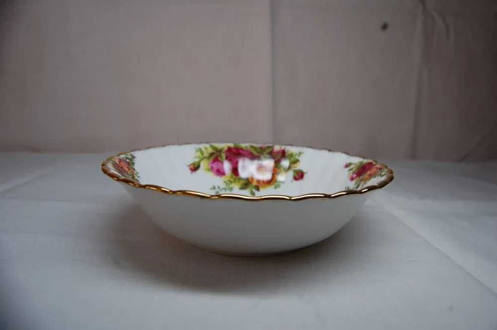 Serwis do herbaty/kawy Royal Albert, Old Country Roses, 1962, PRL