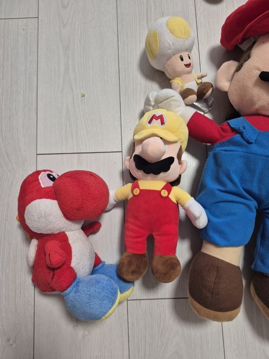 Фірмові м'які іграшки