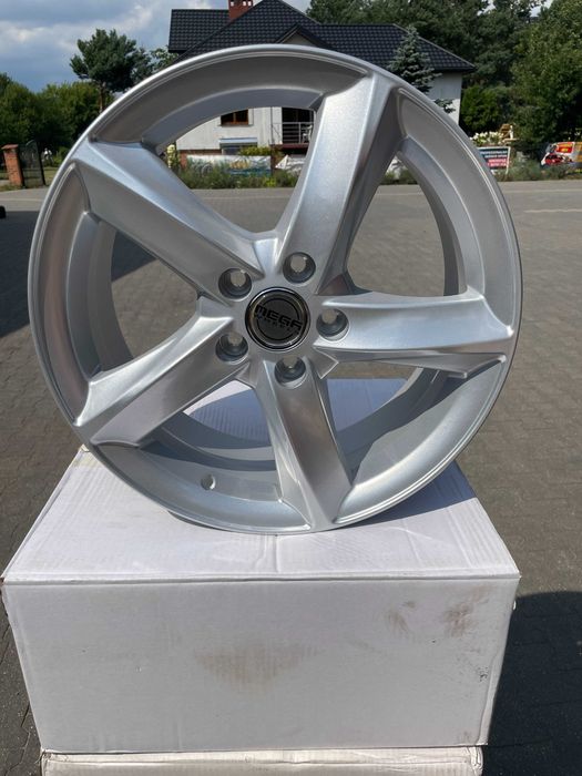 Okazja felgi FORD Mondeo Focus Volvo 5x108 7.5Jx17 ET50.5 63.4 NOWE