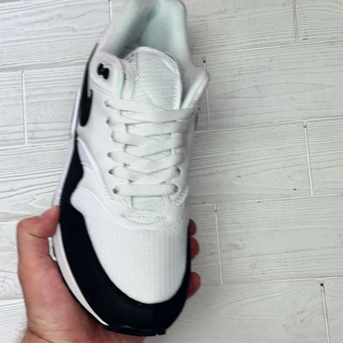 Чоловічі кросівки nike air max 1