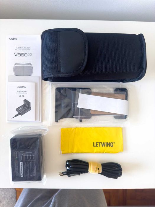 Speedlite Flash Godox 860IIC (Canon) - quase como novo