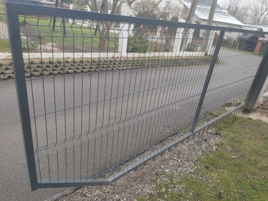 Sprzedam bramę ogrodzeniową