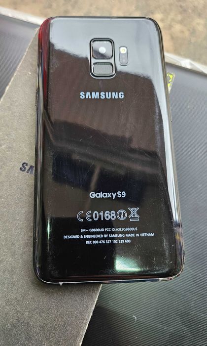 Samsung Galaxy S9 - 32 гб