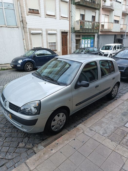 Renault Clio 2003