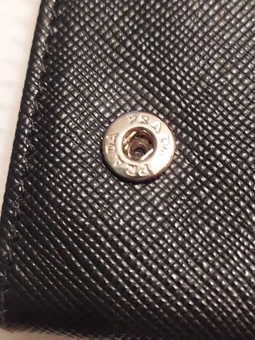 Carteira da Prada Preta. Nova sem etiqueta.
