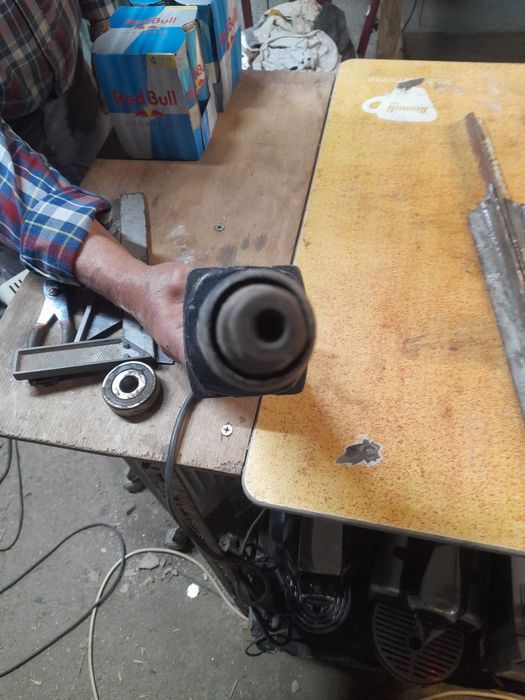 retificadora reta modelo AEG GSL 500 em bom estado