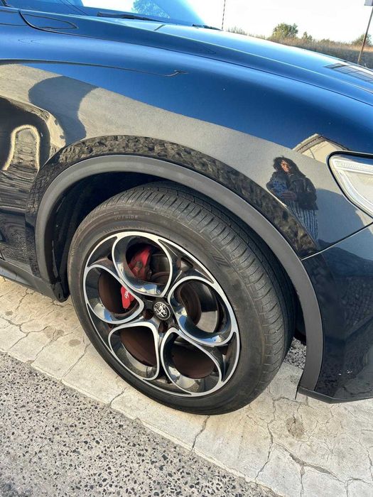 Alfa Romeo Stelvio — photo 2