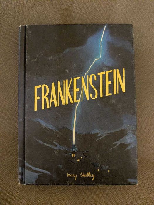 Розпродаю свою невеличку бібліотеку (10 книг, мова - англійська)