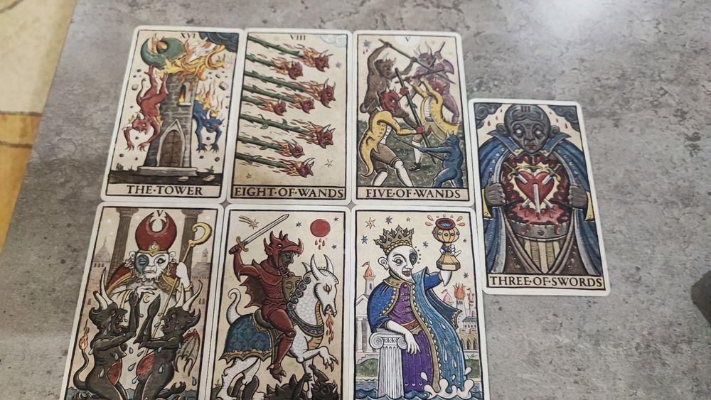 Запечатанные Карты таро Trionfi della Luna Illustrated SIGNED DELUXE (