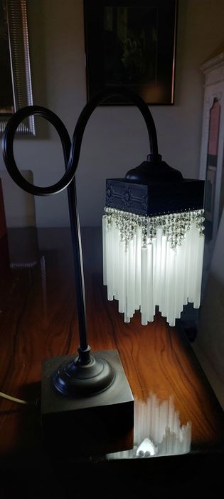Candeeiro de mesa