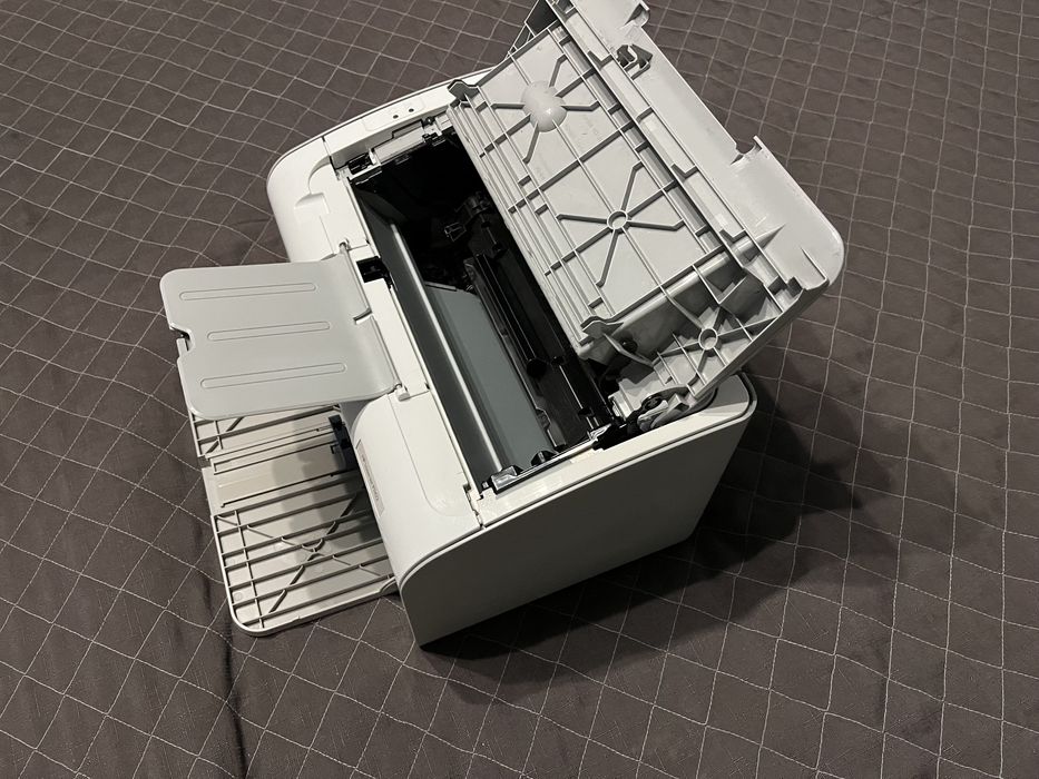 Принтер HP LaserJet P1102