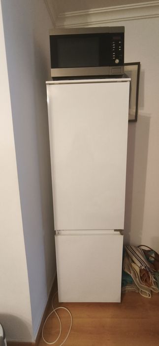 Frigorífico + microondas