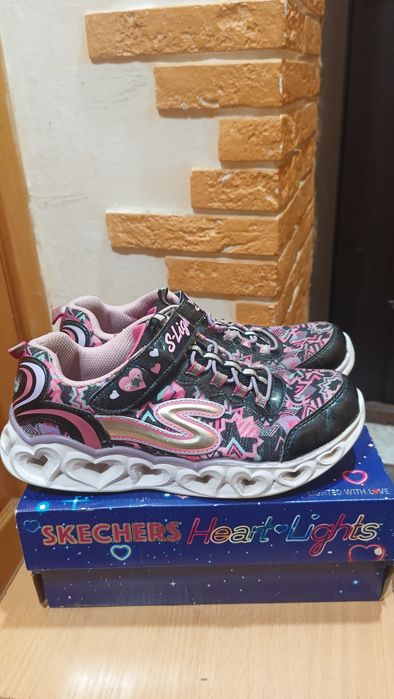 Кросівки Skechers 37(23.5)