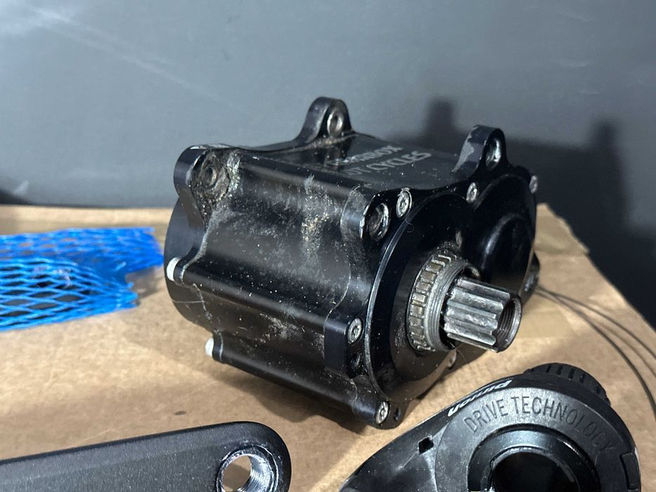 Skrzynia biegów Pinion P1.12 (gearbox)