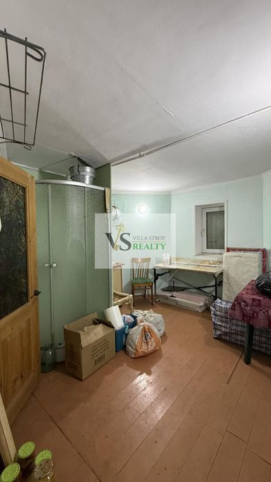 Продаж будинку: 11 кімн., 485 м² на 11 сотках у Лиманці!