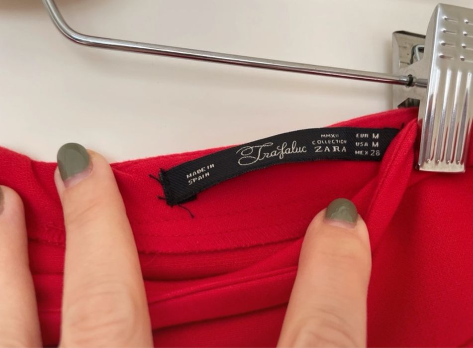 Vendo mini-saia vermelha da Zara