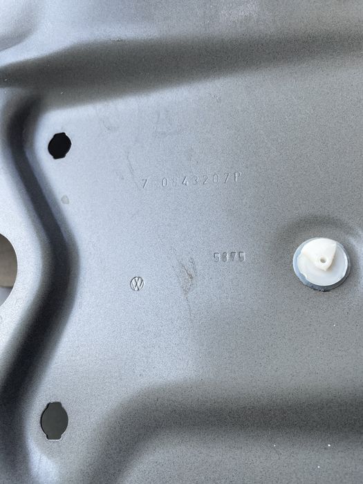 Задні ліві двері VW Sharan Seat Alhambra 7N0843207P