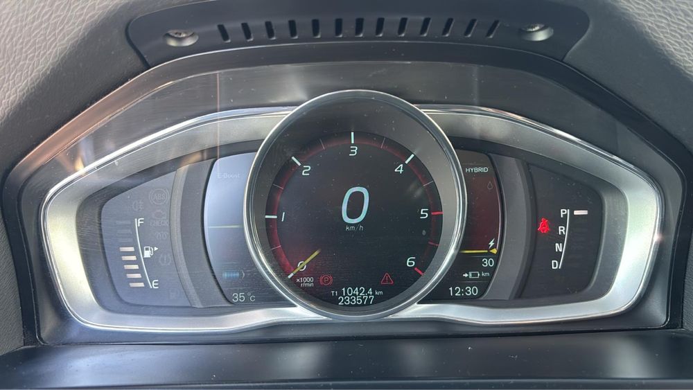 Volvo V60 D6 plug in hybrid