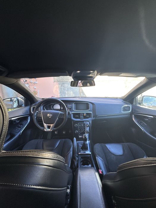 Volvo V40 1.6 D2 R-Design