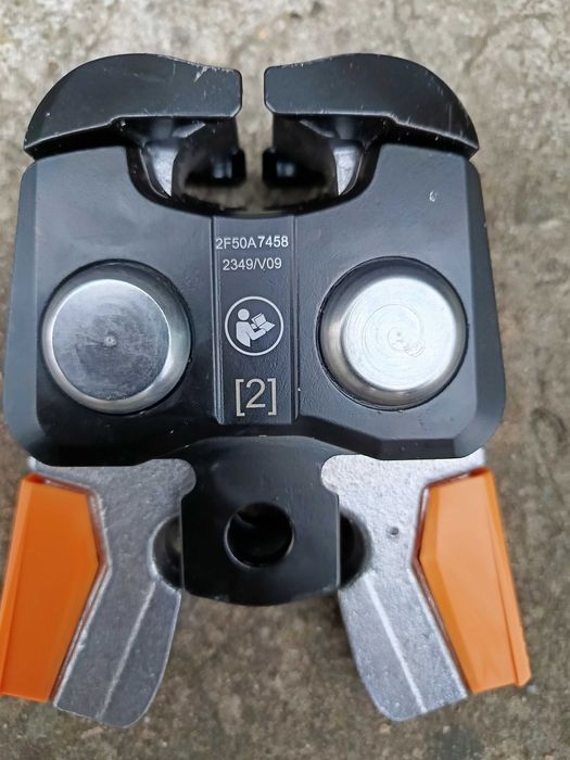 Szczęka zaciskowa Geberit  Flowfit 50-75