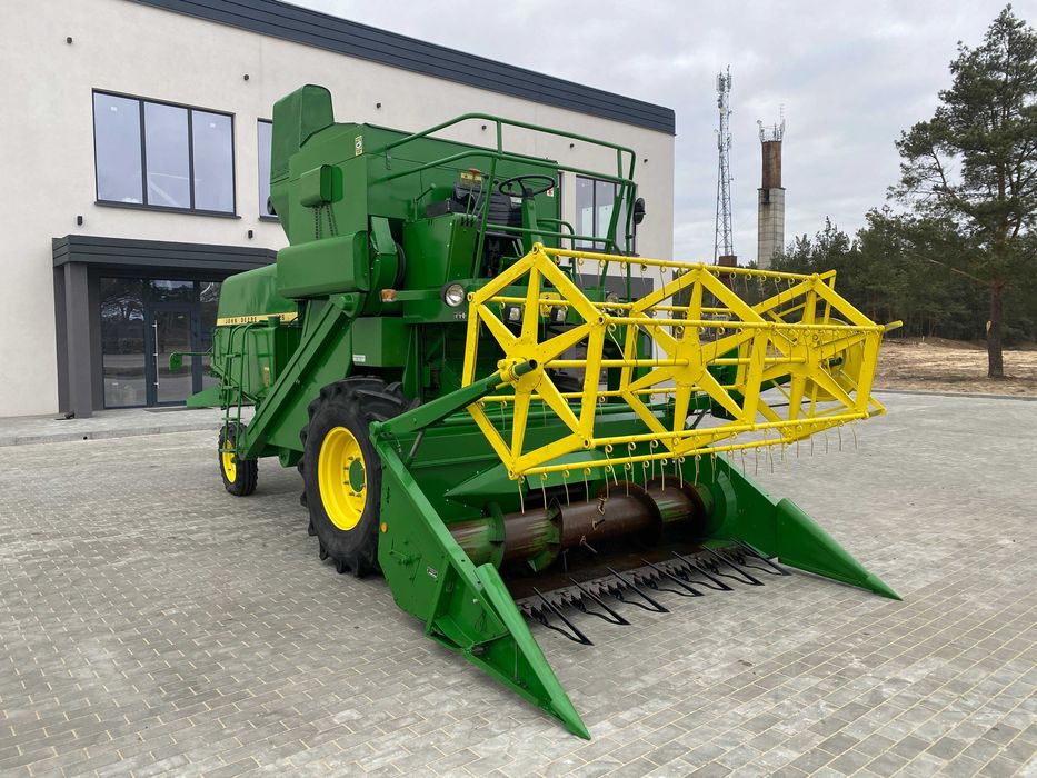 комбайн John Deere 925