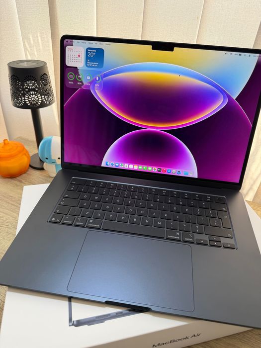 MacBook Air 15 M4 pełna gwarancja 4 cykle